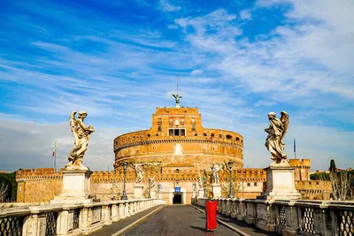 Castel Sant'Angelo: Skip-the-Line Ticket & Rome Views! 🏰