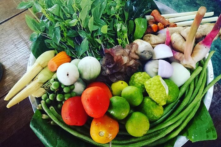 Phuket Vegetarian Thai Cooking: Farm-to-Table Culinary Adventure