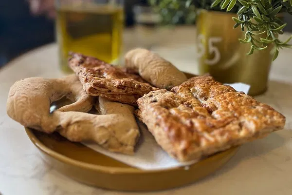 Avignon Food Tour: Taste of Provence