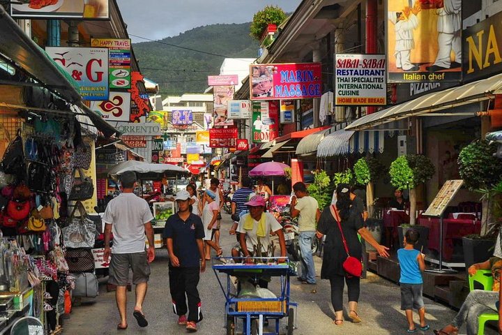 Discover Phuket's Charms: A Personalized City & Shopping Expedition