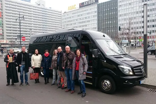 Berlin's Highlights: A Personalized Driving Tour Just for Your Group!