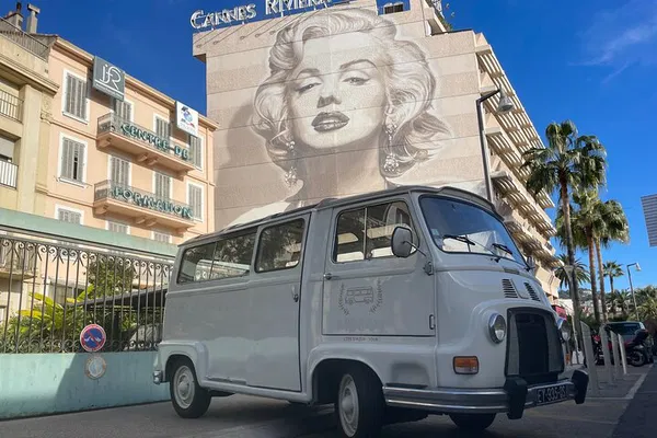 Cannes Vintage Bus Tour: Glamour and History on Wheels!