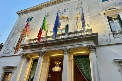 La Fenice Theater: Guided Venice History Tour