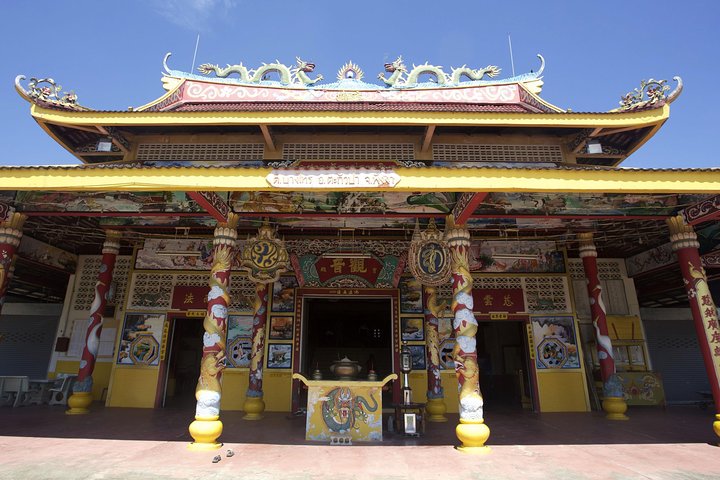 Discover Authentic Thai Culture: A Takuapa Old Town Private Tour
