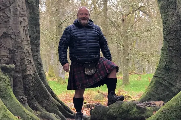 Discover Edinburgh's Charm: A Luxurious Private 4-Hour Tour