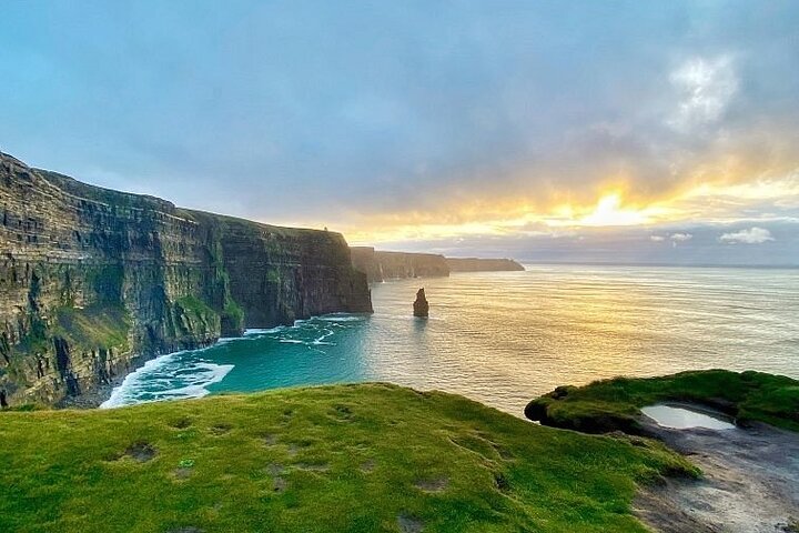 Cliffs of Moher: Exclusive Private Day Tour from Dublin