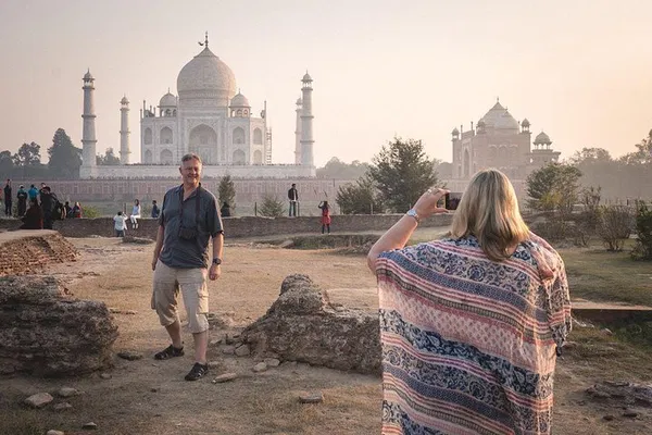 Unveiling Agra's Splendor: A Personalized Taj Mahal Journey