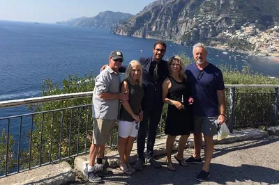 Unveiling Amalfi Coast's Gems: A Luxurious MiniVan Adventure