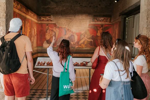 Pompeii & Amalfi Coast: Early Access from Rome