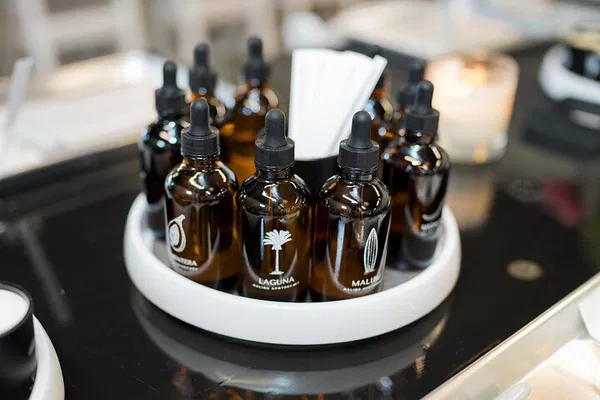 Dallas Candle Making: Custom Scents & Fun!