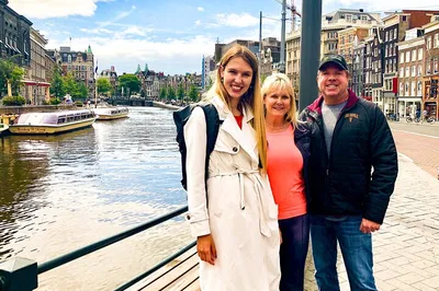 Amsterdam Layover Bliss: Your Personalized Private Tour!