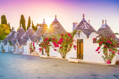Stress-Free Amalfi to Alberobello Transfer: Door-to-Door Comfort!