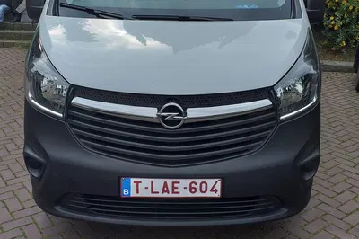 Stress-Free Ghent Arrival: Private Minivan from Charleroi Airport