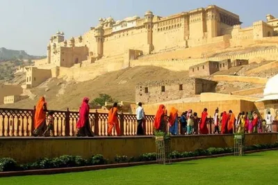 Discover Jaipur's Majesty: A Full-Day Immersive City Tour