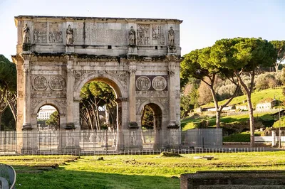 Colosseum, Roman Forum & Palatine Hill Guided Tour