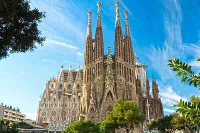 Barcelona Audio Tour: Explore at Your Own Pace!