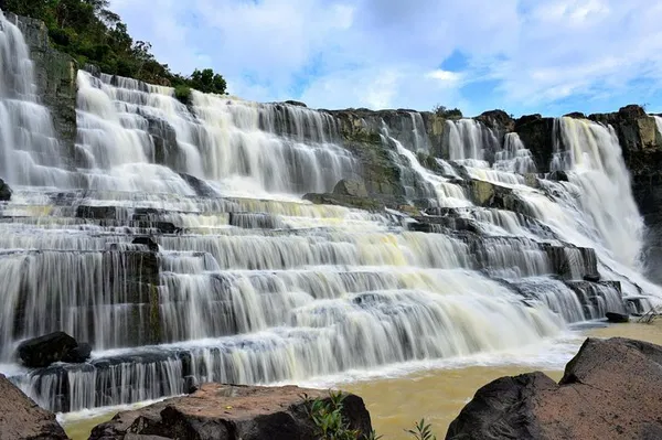 Chase Da Lat's Majestic Waterfalls: An Unforgettable Adventure