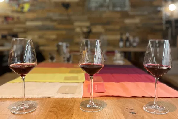 Uncork Your Senses: Playful Wine Tasting in Montpellier