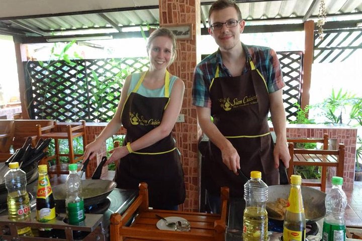 Master Thai Flavors: A Krabi Cooking Adventure at Siam Cuisine!
