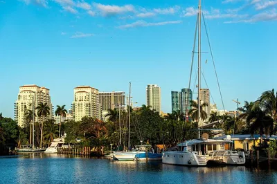 Ft. Lauderdale Millionaire Homes Cruise: See Mansions!