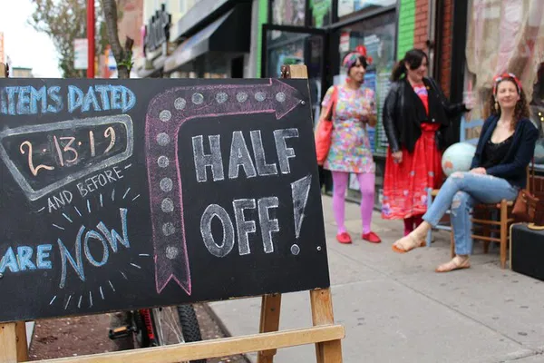 Unearth Philly's Vintage Gems: A Thrift Quest Walking Tour!