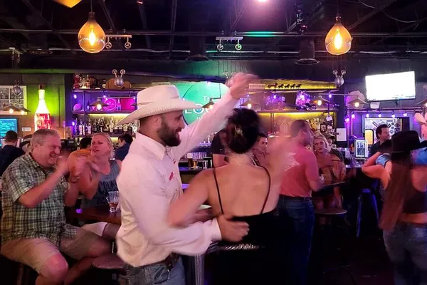Nashville Two-Step & Swing: Learn to Dance Like a Local!