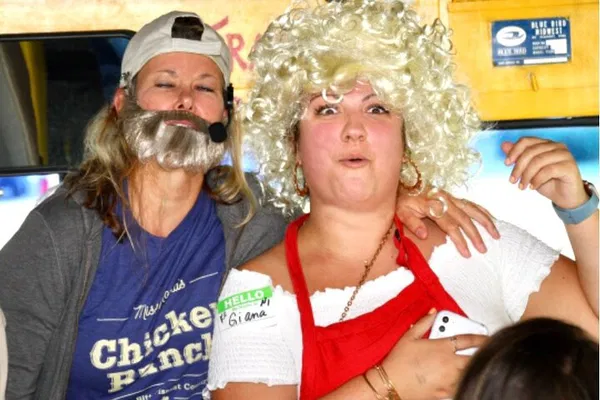 Nashville's Hilarious Grammy-Winning Comedy Music Bus Tour!