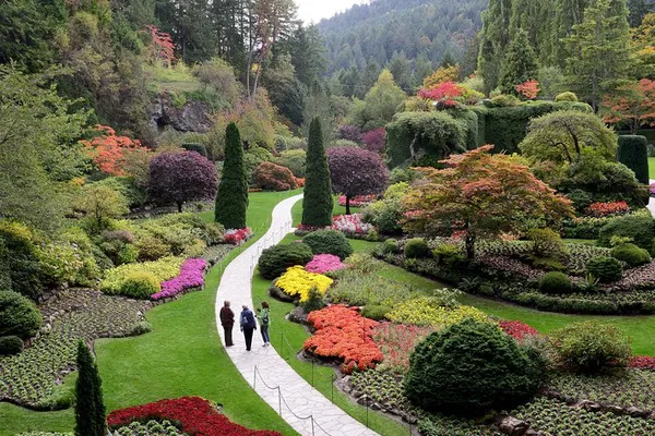 Victoria & Butchart Gardens: A Perfect Combo Tour!
