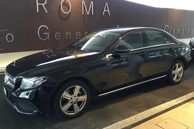 Luxury Private Transfers: Rome Airport & City with Premier Comfort