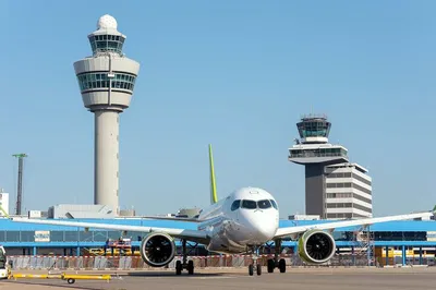 Amsterdam Airport Private Transfer: Direct to Your Door