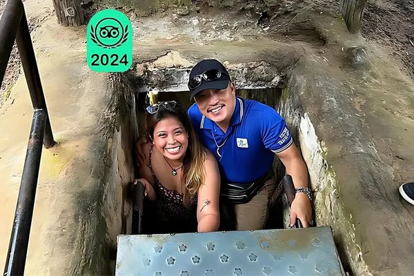 Unveiling Vietnam's Past & Present: A Cu Chi Tunnels & Ho Chi Minh City Adventure
