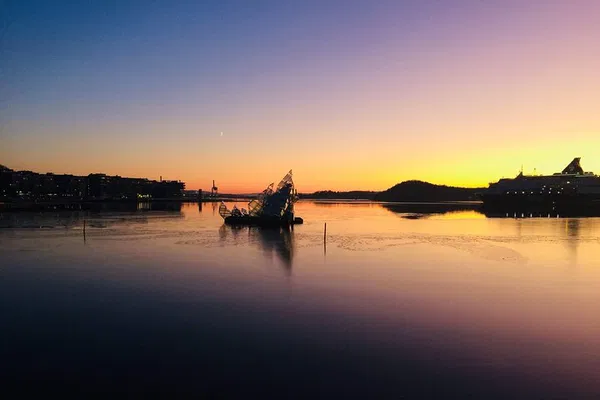 Oslo Walking Tour: History, Views & Hidden Gems (German)