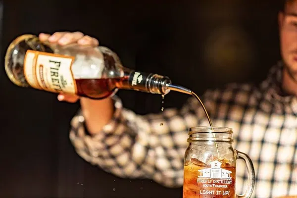 Charleston's Brews & Vines: A Chauffeured Luxury Tour