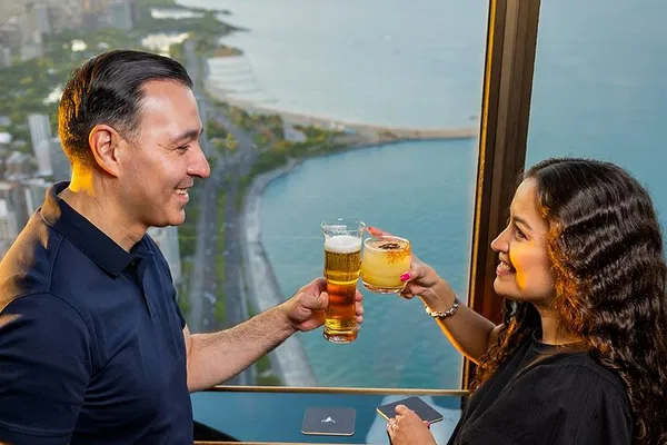 Chicago 360° View + Drink: Sip & Save!