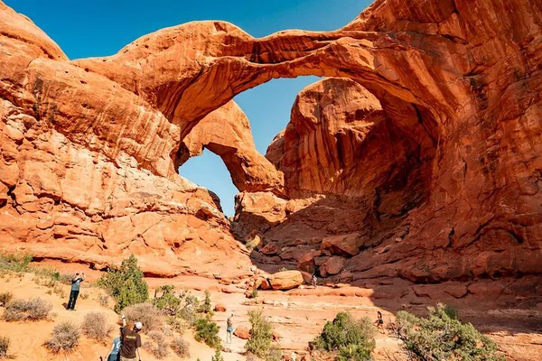 Epic Southwest Adventure: 6-Day Tour of Zion, Bryce, Antelope, Grand Canyon & Vegas!
