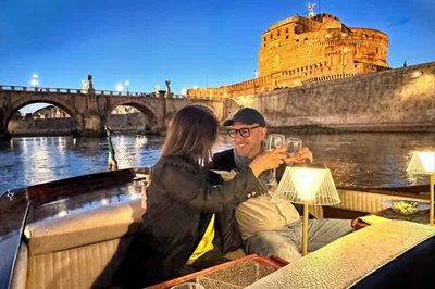 Rome Private Romantic Dinner Cruise for Two