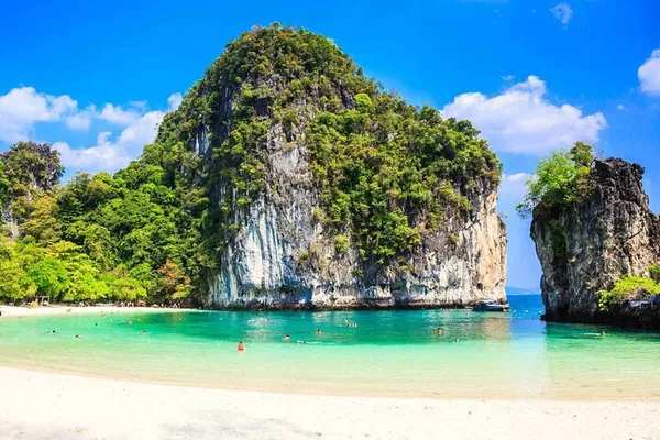 Phang Nga Bay Speedboat Adventure: Explore James Bond & Hong Islands