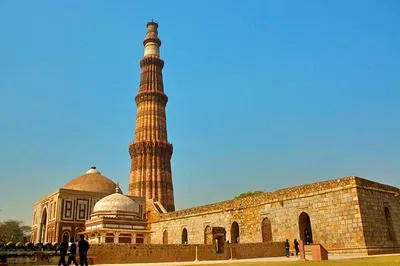 Delhi's Cultural Tapestry: A Private Journey Through Time & Spectacle
