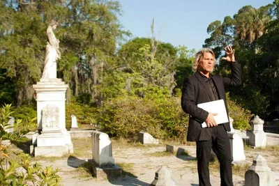 Unveil Bonaventure's Secrets: A Private Cemetery Tour with Shannon Scott