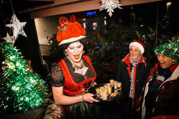 Betty BBQ's Hilarious Christmas City Tour: A Freiburg Festive Frolic!