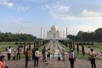 Unveiling Agra's Wonders: A Luxurious Taj Mahal Day Tour from Delhi