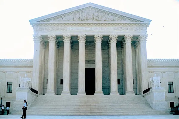 DC Combo: Explore DC's Iconic Landmarks on a Comprehensive Bus, Cruise, and Walking Tour!