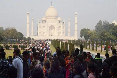 Unveiling Agra's Wonders: Skip-the-Line Taj Mahal & Agra Fort Tour
