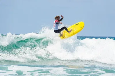 Catch the Wave: Soonline Surf School Adventure in Moliets!
