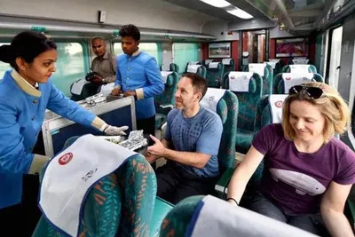 Taj Mahal Express: Delhi to Agra's Iconic Wonders