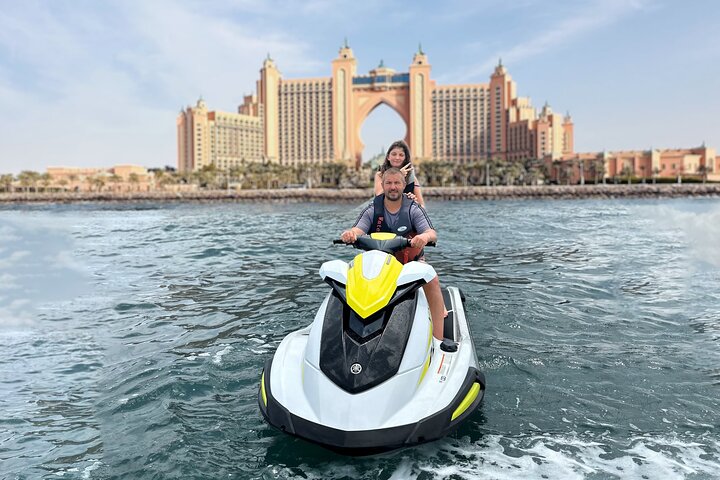 Dubai Jet Ski Adventure: Conquer the Coastline!