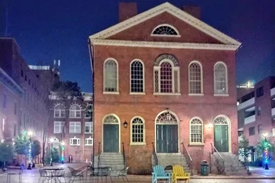 Salem's Eerie Echoes: Magic Lantern Ghost Tour