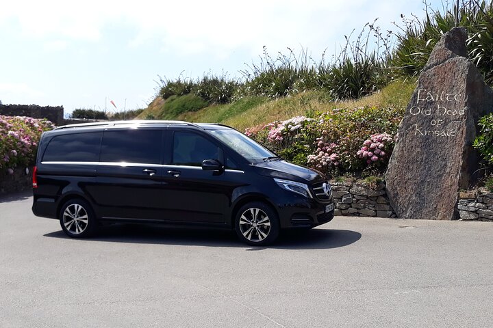 Luxury Transfer: Dublin Airport to Kinsale's Old Head with DM Executive Line