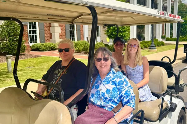 Tuscaloosa Bar Crawl: Birthday Golf Cart Tour!