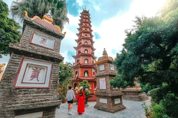 Unveiling Vietnam: A Deluxe 7-Day Journey Through Culture and Scenery